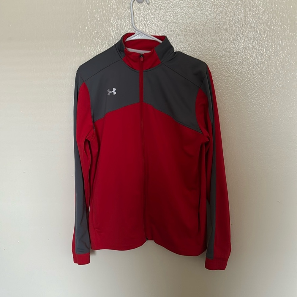 UNDER ARMOUR ZIP UP JACKET